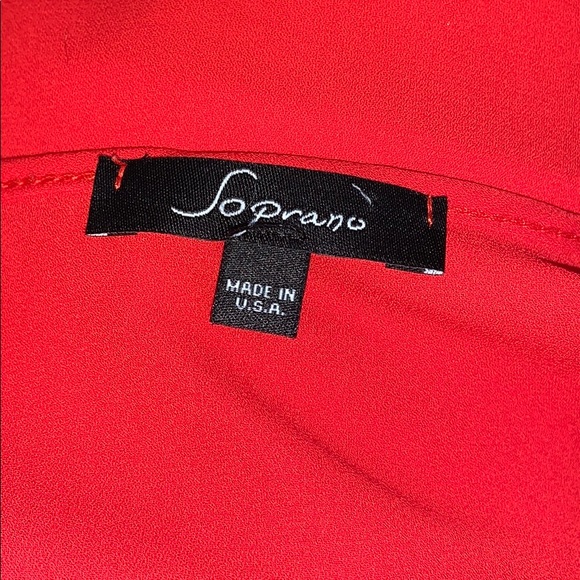 Red & white tank - Picture 4 of 4